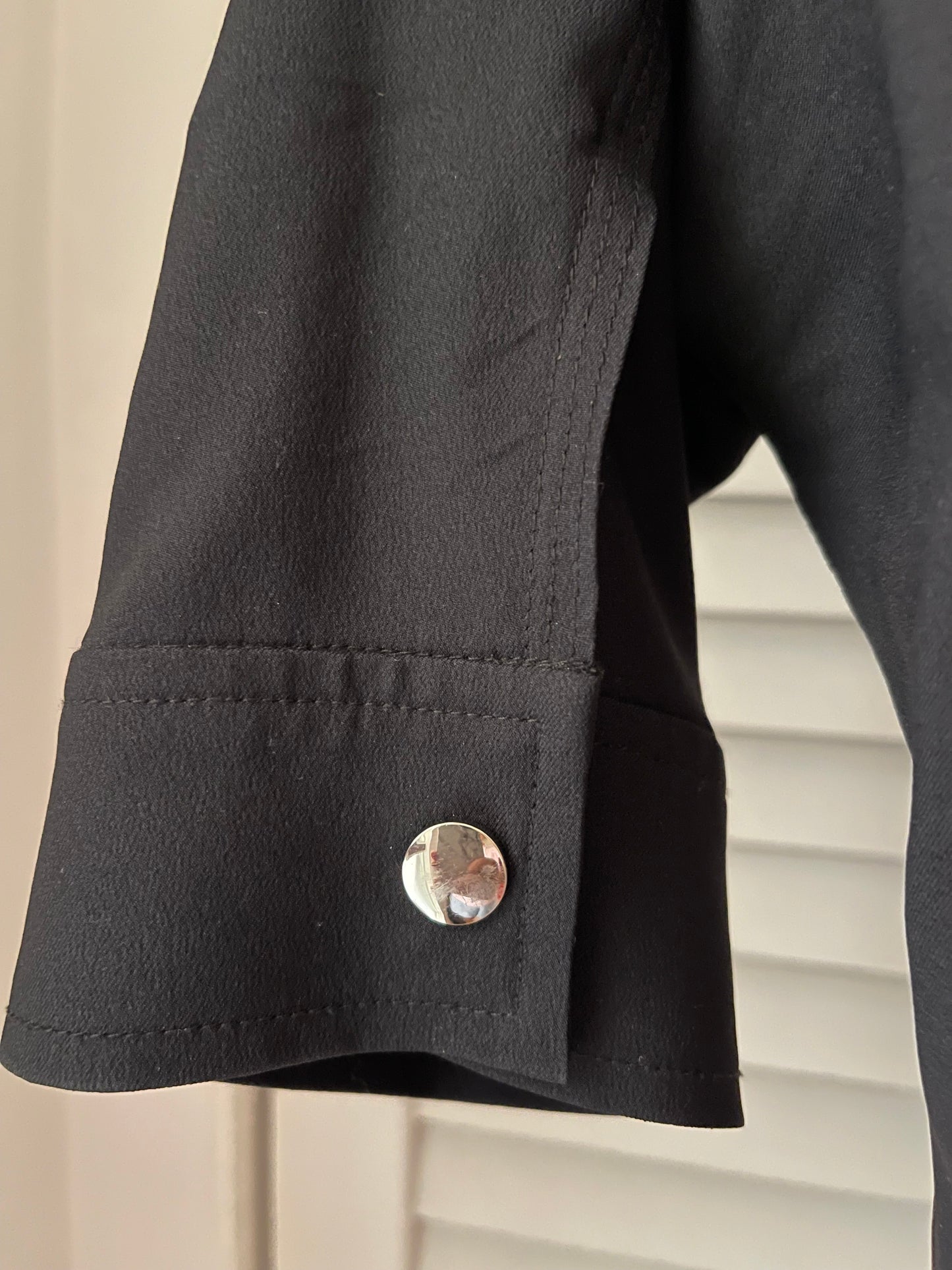 PHI Short Sleve Jacket Size XS