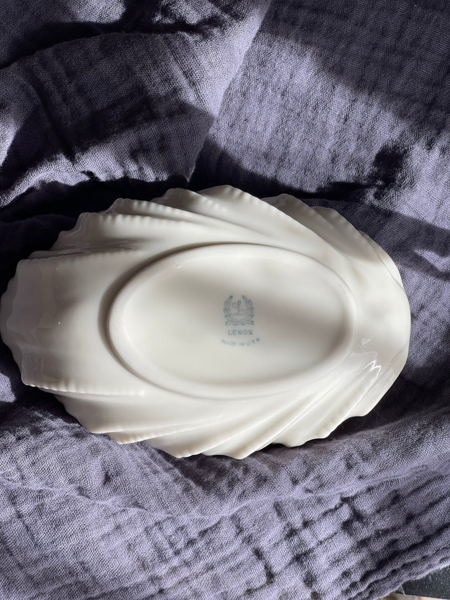 Vintage 6" Lenox Acanthus Leaf Nautilus Shell Serving/Candy/Nut Dish 1950s