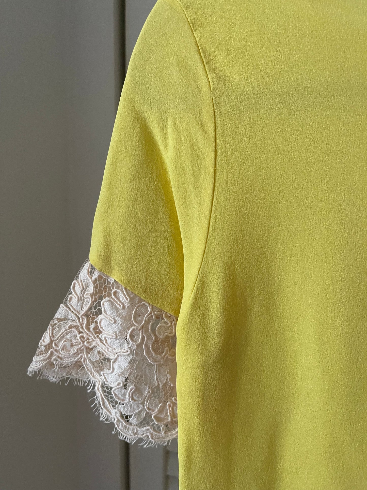 Yigal Azrouel Silk & Lace Blouse Size 2