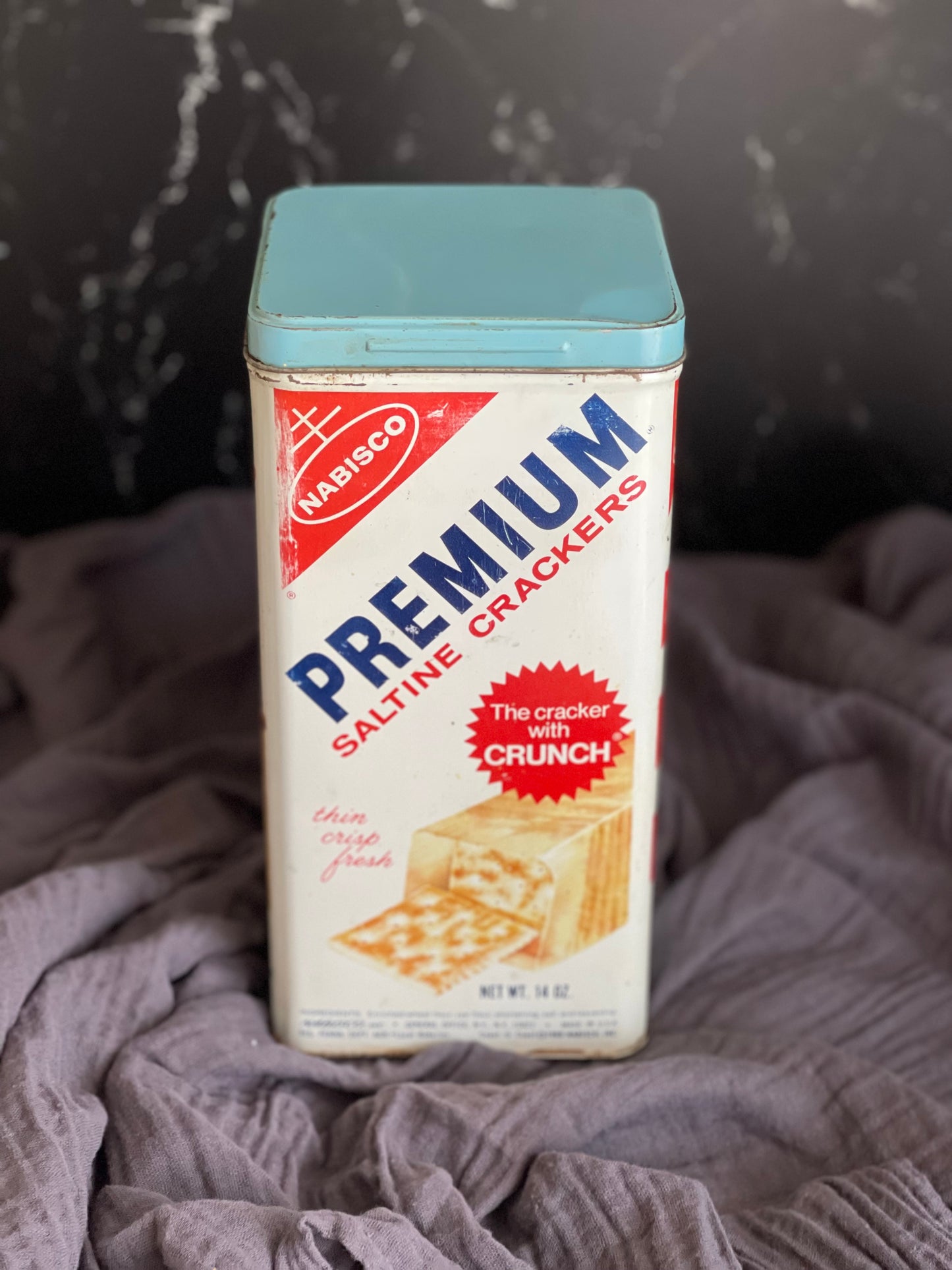 Vintage Nabisco Premium Saltine Cracker Tin Canister 1969 New York 14 Oz