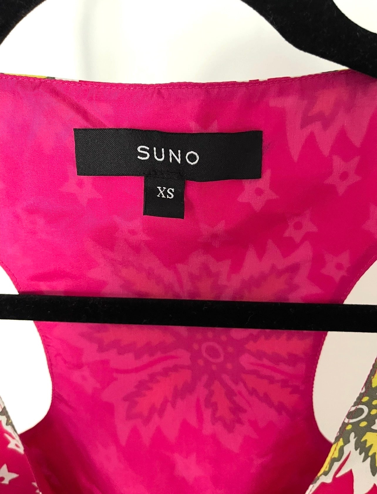 SUNO Vibrant Pink and Green SILK Vest size XS