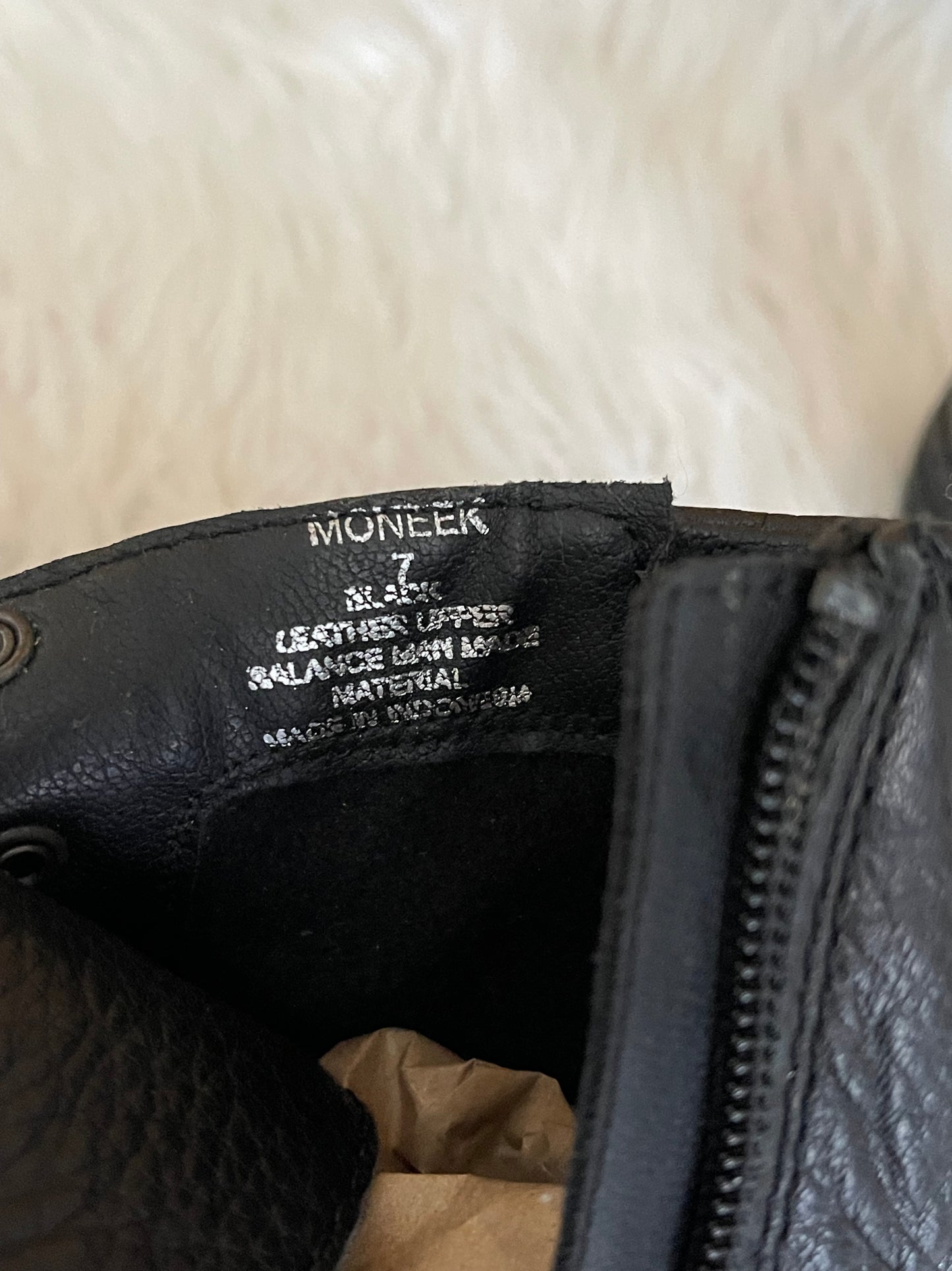 Steve Madden-Brand New Leather Ankle Boots Size 7