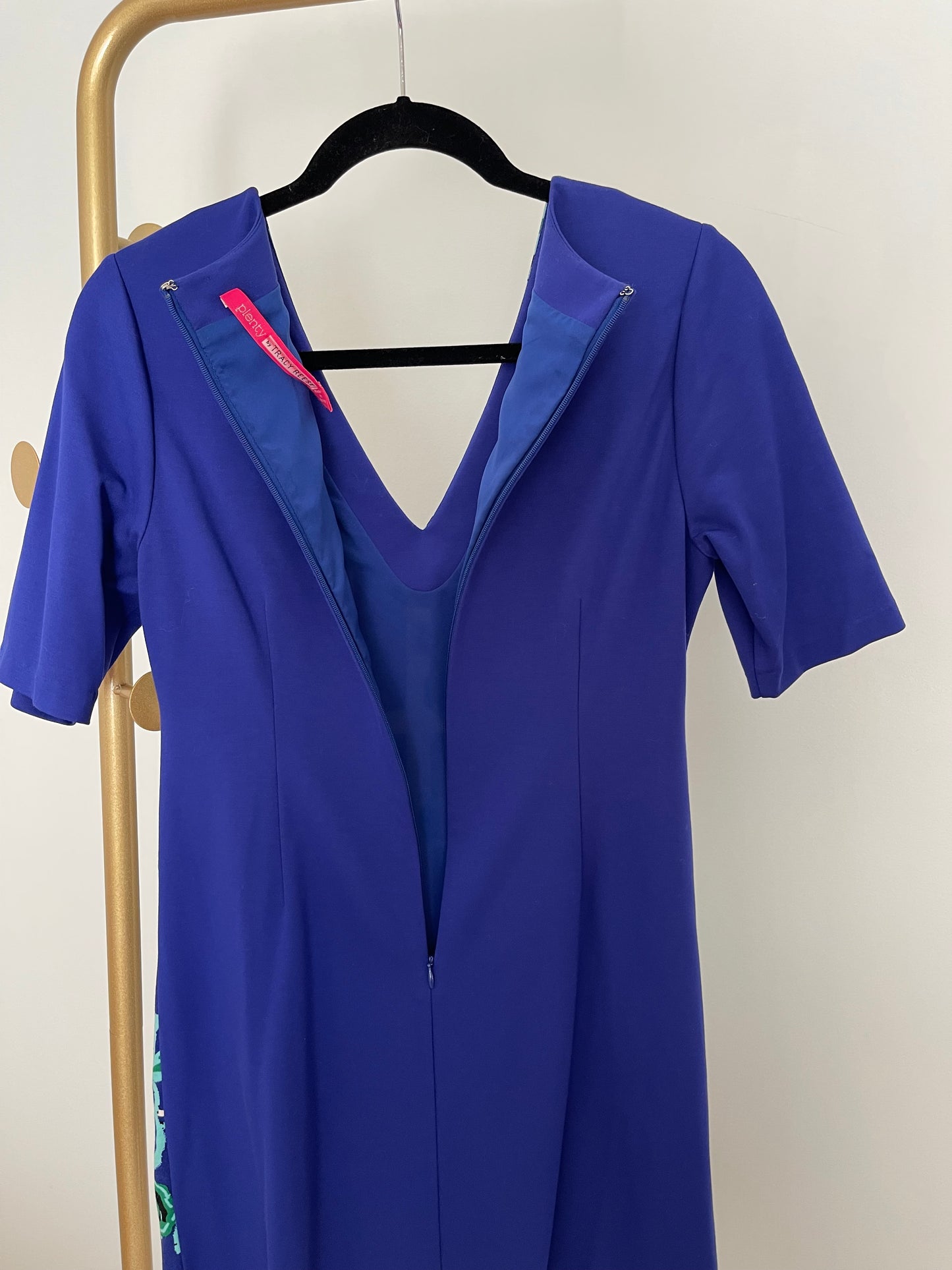 Tracy Reese Blue Floral Sheath with Teal and Black Accents Size 4P
