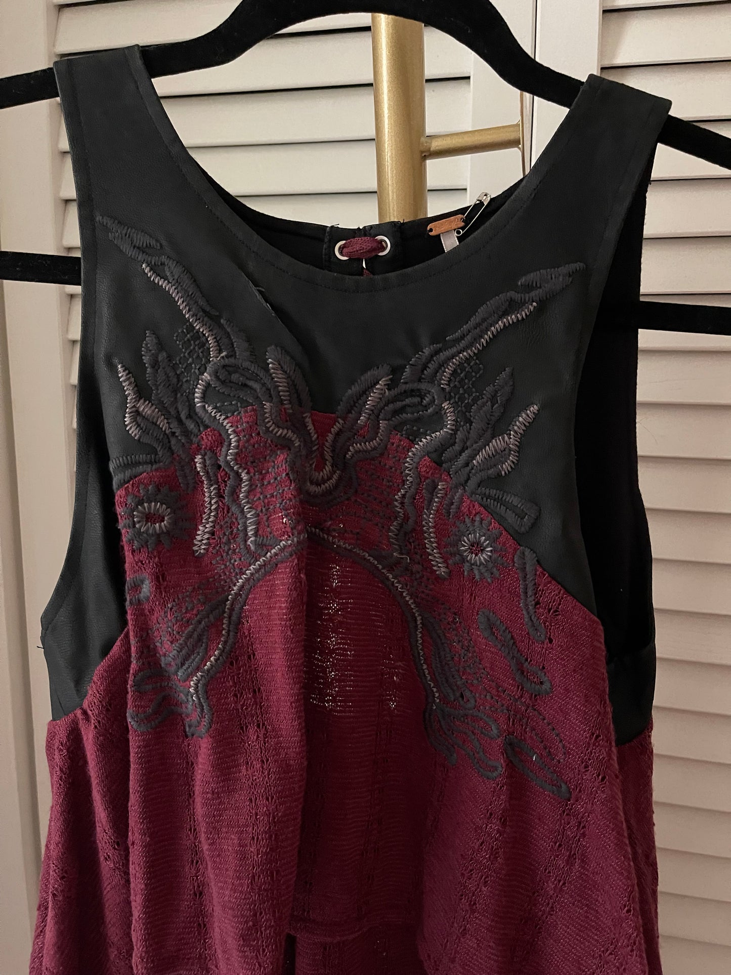 Free People Embroidery Knit Top Size S