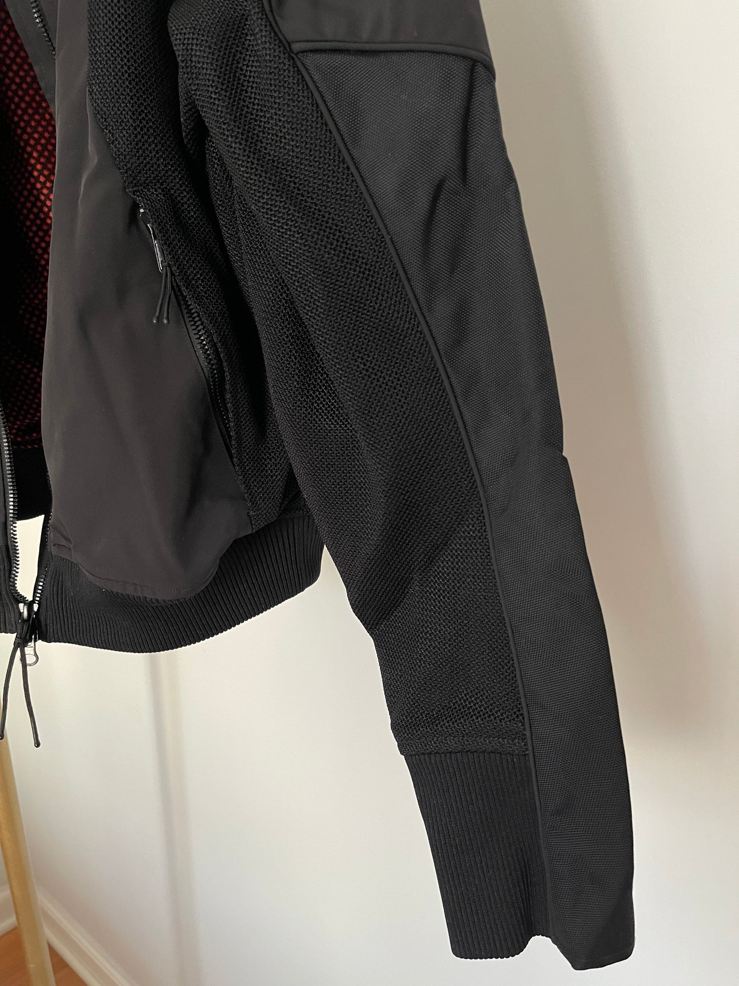 NWT Theory Black Bomber Jacket Size S/P