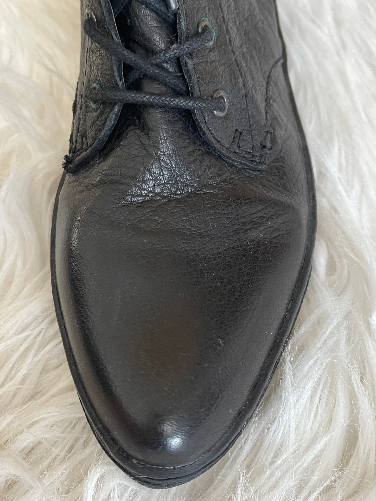 Steve Madden-Brand New Leather Ankle Boots Size 6