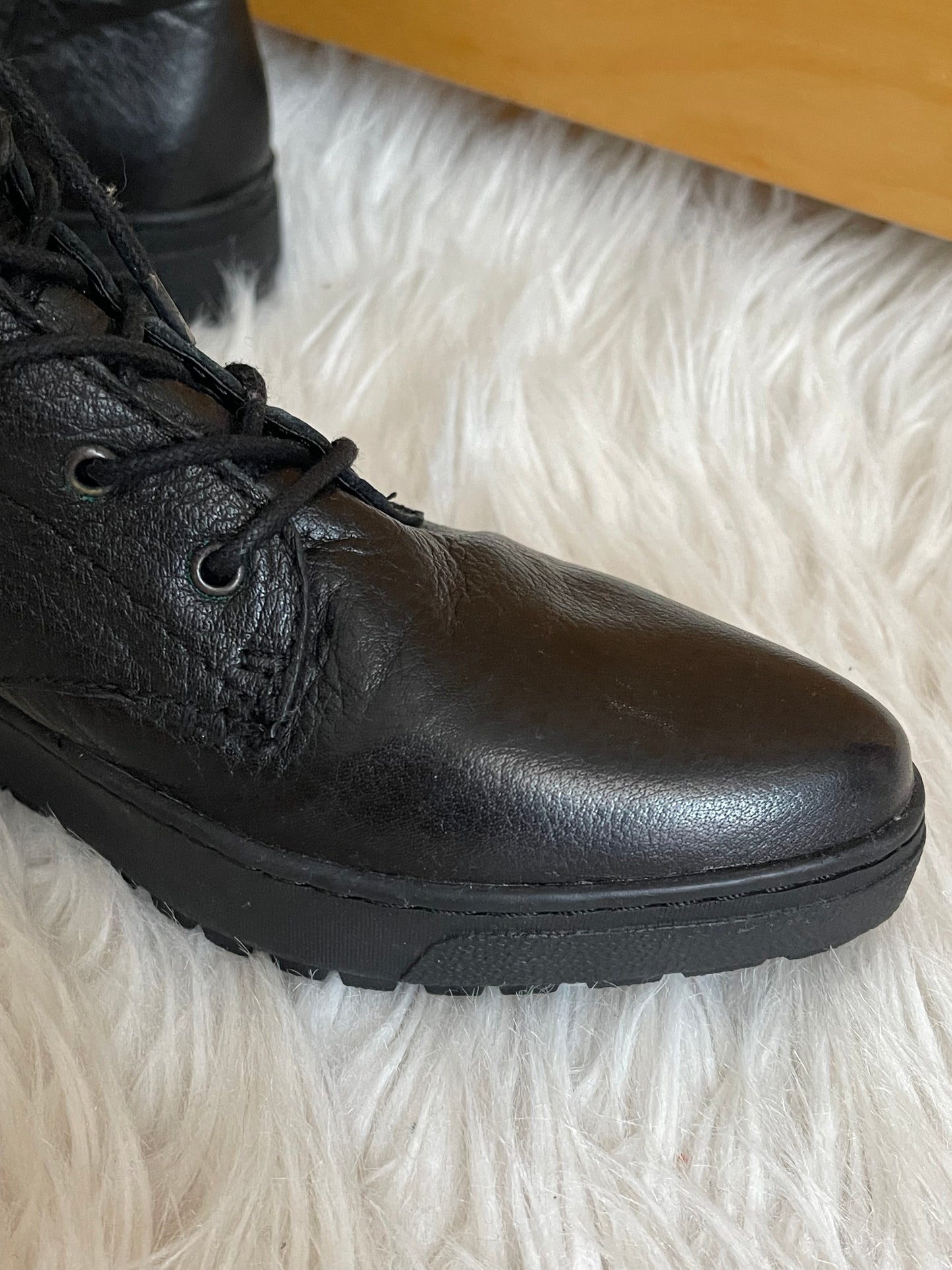 Steve Madden-Brand New Leather Ankle Boots Size 6