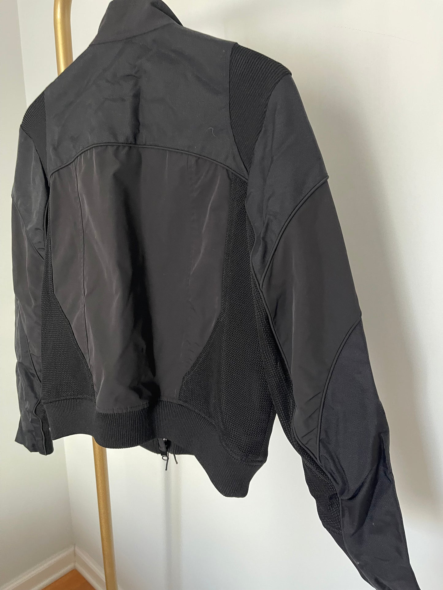NWT Theory Black Bomber Jacket Size S/P