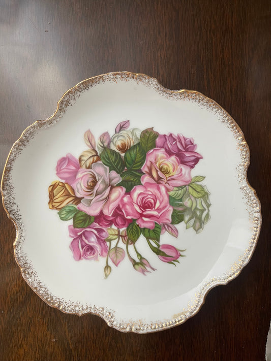 Vintage Japan Decorative Rose Flowers Plate with Gold Trim-No Brand