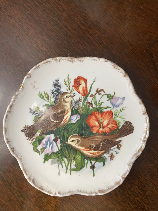 Vintage Decorative Birds Plate with Gold Trim-No Brand